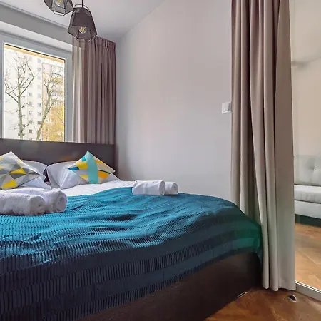 Bruna 2 - Charming By Renters ורשה