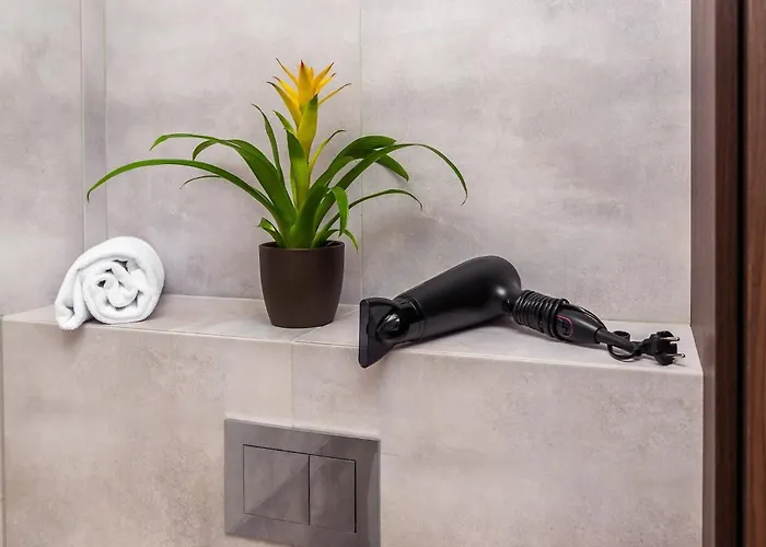 Bruna 2 - Charming By Renters Warsaw