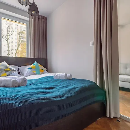 Bruna 2 - Charming By Renters Warszawa